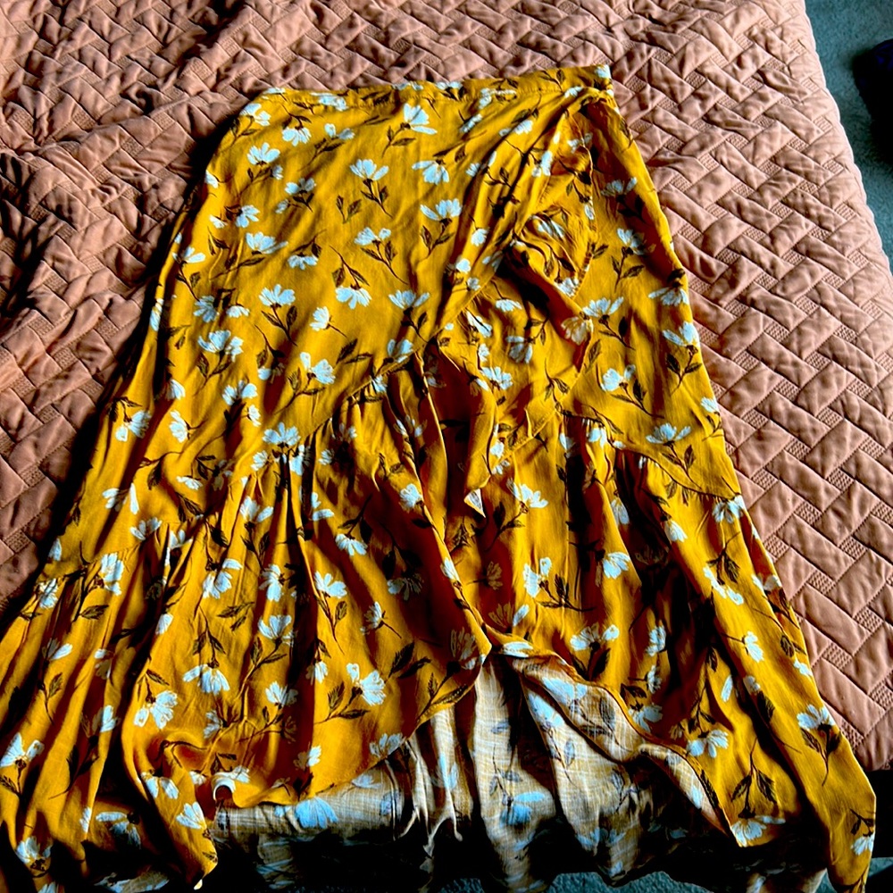 Women’s skirt